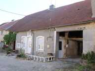 maison rénovée, à la campagne avec deux chambres,garages et jardin — photo 2