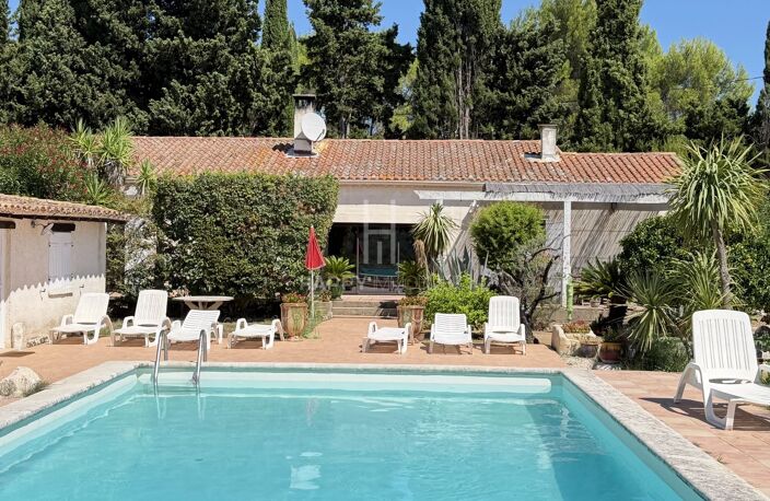 Propriété Alpilles Sud  dans site exceptionnel et protégé — photo 2