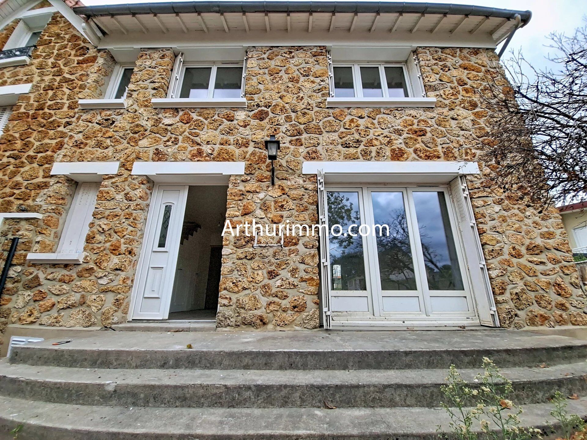 Maison 5 pièces 128 m² · à Boissy-Saint-Léger · 128 m² · 367 000 €