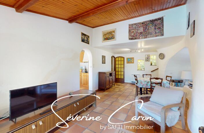 Maison avec piscine sur 1 780 m² de terrain à Besse-sur-Issole ! — photo 2