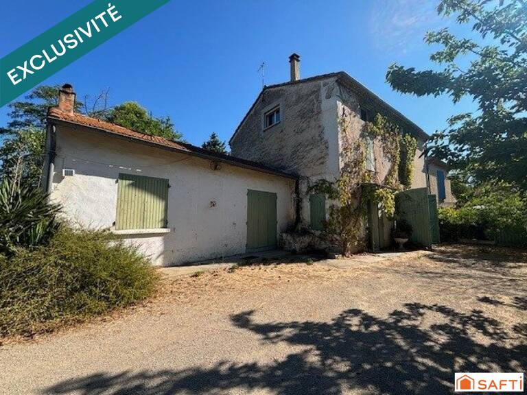 Maison de caractère mitoyenne avec écurie sur 1,15 hectare  Vocation équestre  Morières-lès-Avignon — photo 1