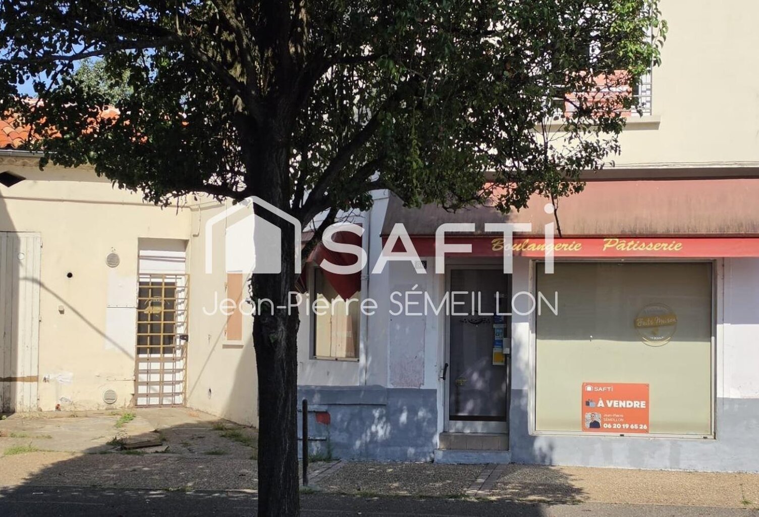 Immeuble mixte 203 m² avec cour 92 m² et parking — photo 1