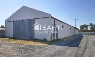 Bureau  248 m² à louer à Saint-Étienne-de-Mer-Morte (44270)