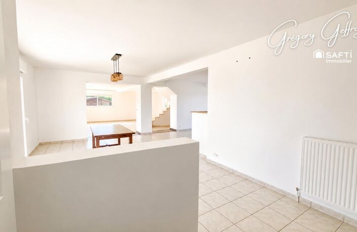 Pièce à vivre de plus de 100m² ! — photo 4