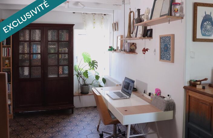 Maison de caractère, terrain entièrement clos et arbore et commodités. — photo 4