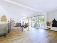 Villa contemporaine de 250m2 -piscine & 5 chambres — photo 2