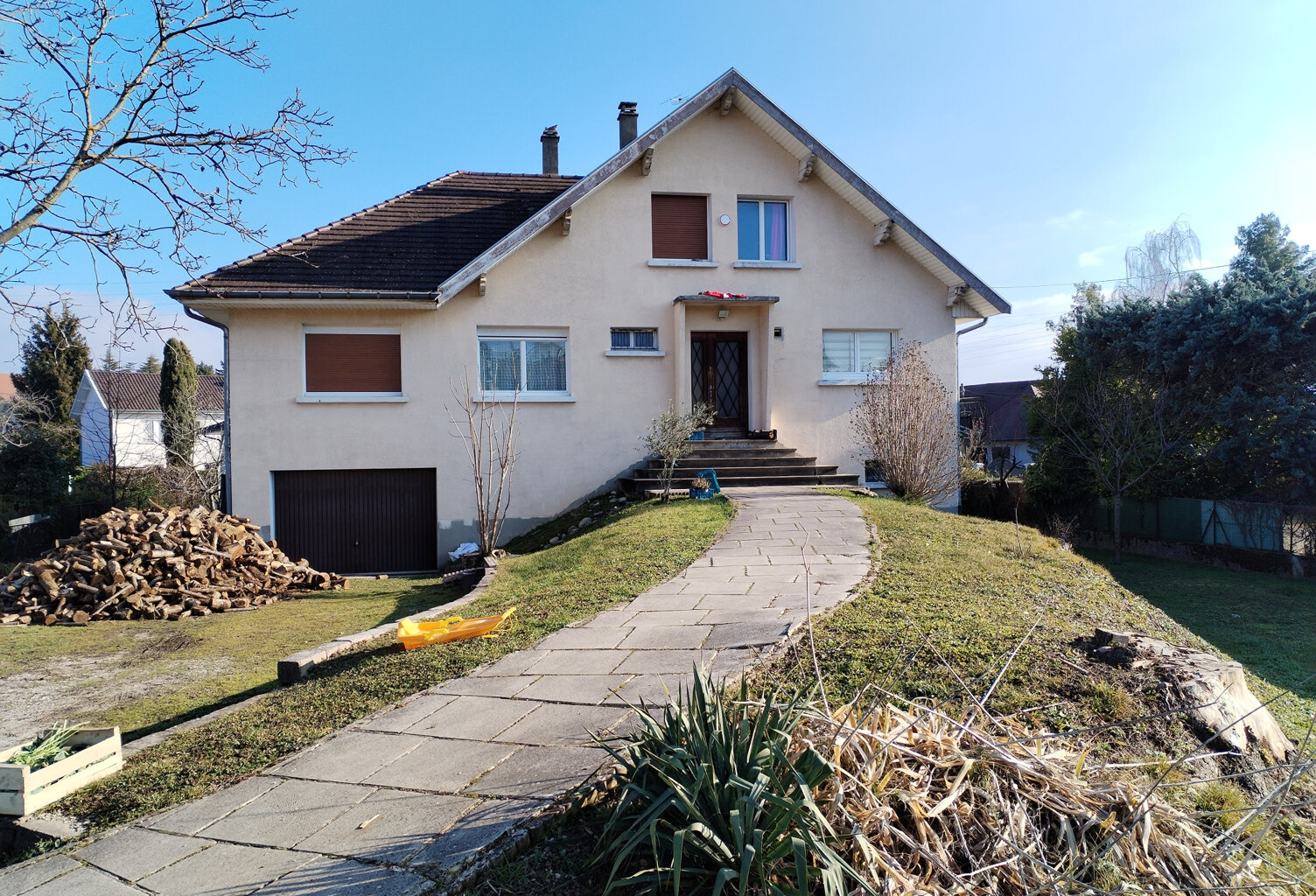 Maison traditionnelle de 283m2 — photo 1