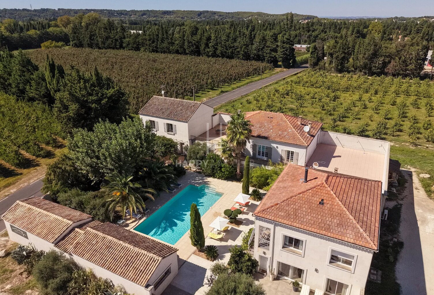 Propriété familiale proche de St Rémy de Provence — photo 1