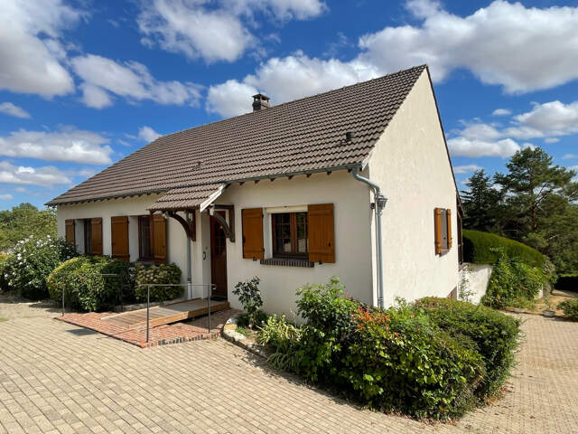Maison sur sous-sol total — photo du bien