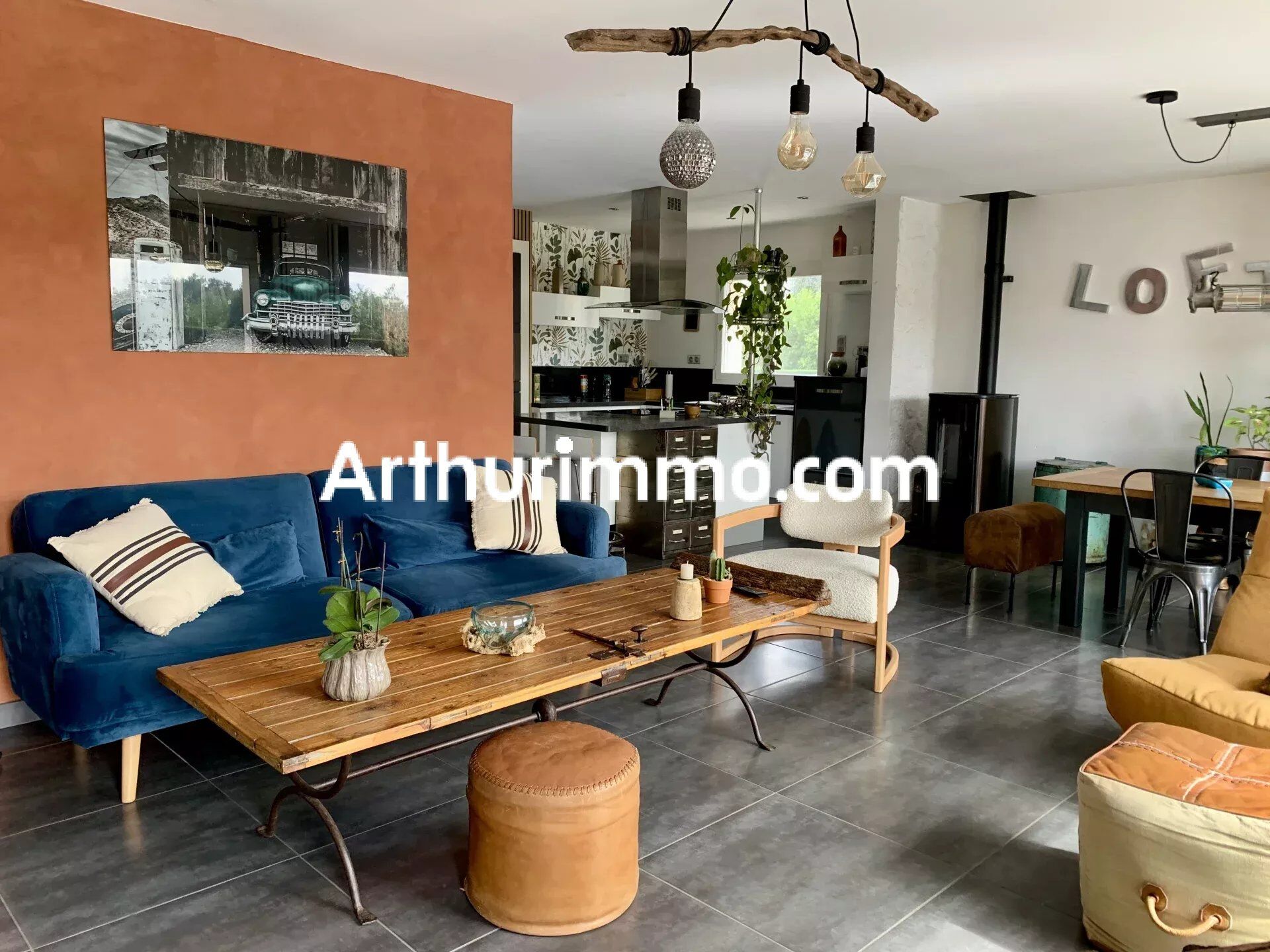 Maison 5 pièces 111 m² · à Montravers · 111 m² · 218 700 €