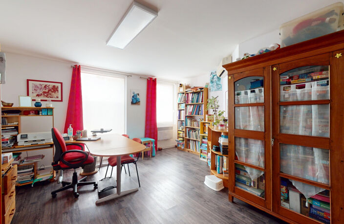 Local Professionnel  100m2 — photo 3