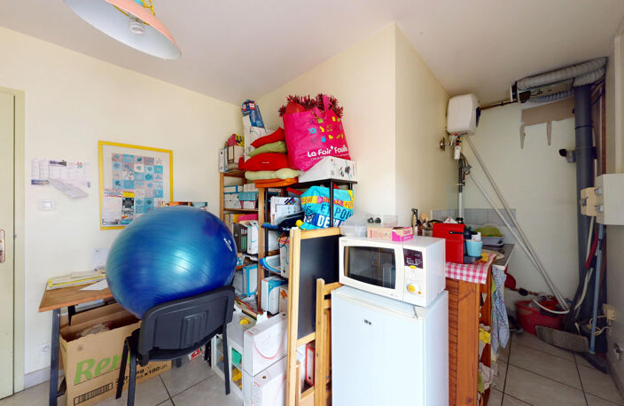Local Professionnel  100m2 — photo 5