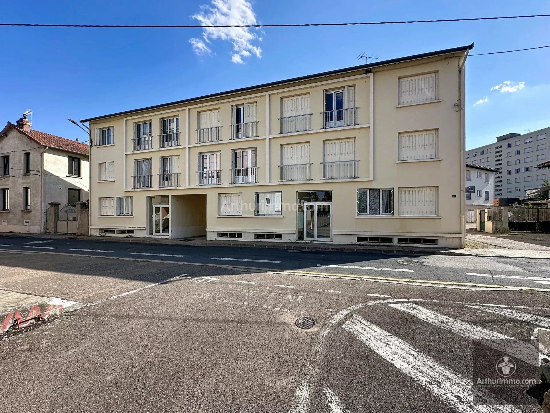 Immeuble 30 pièces 720 m² · à Roanne · 720 m² · 599 000 €