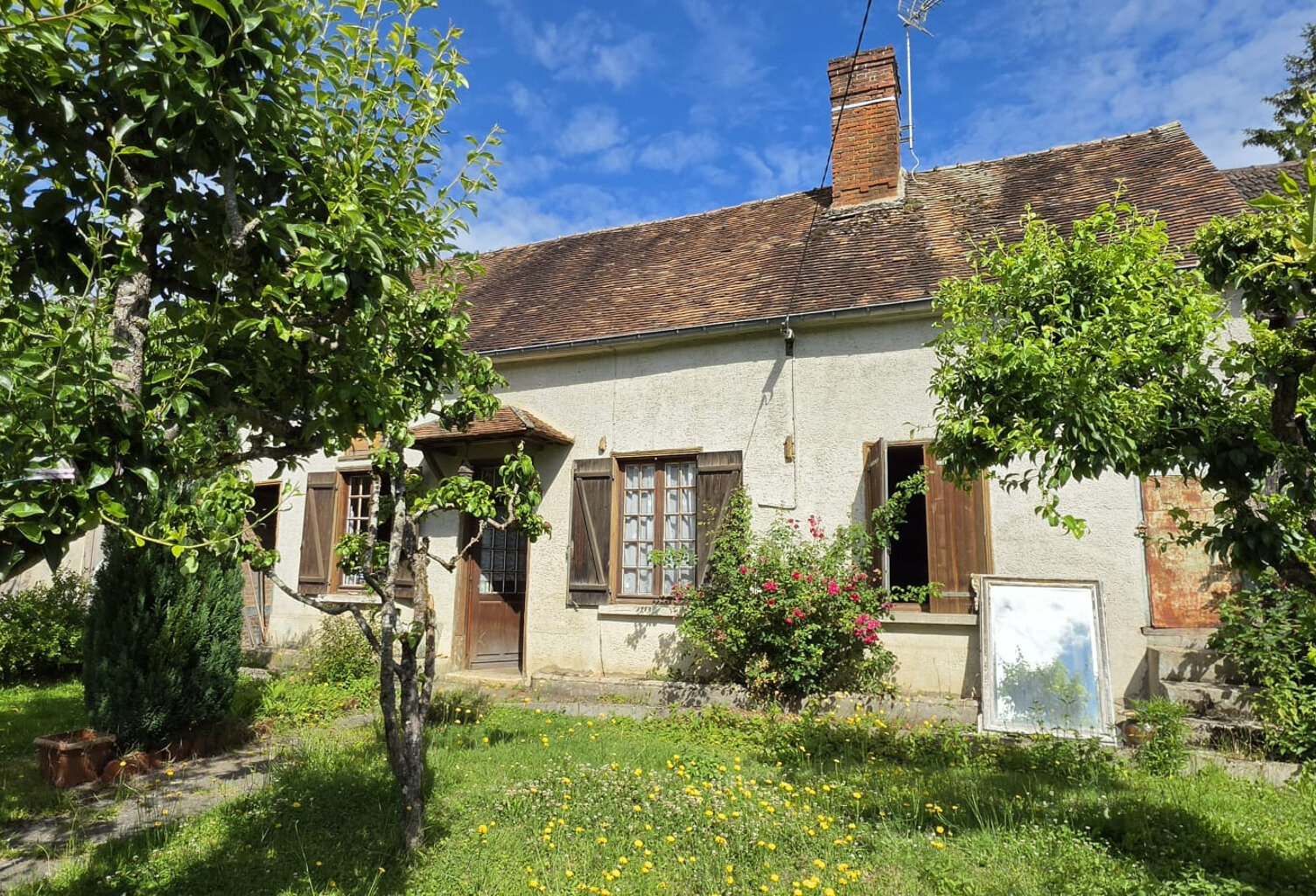 Maison Guignecourt avec grand terrain — photo 1