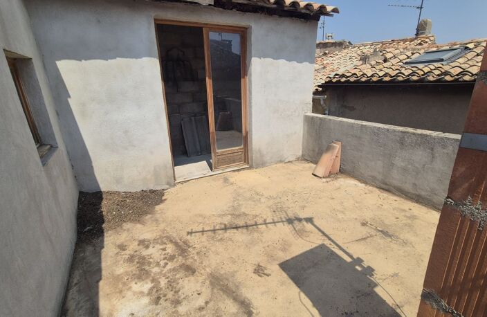 Maison de village Avec terrasse — photo 2