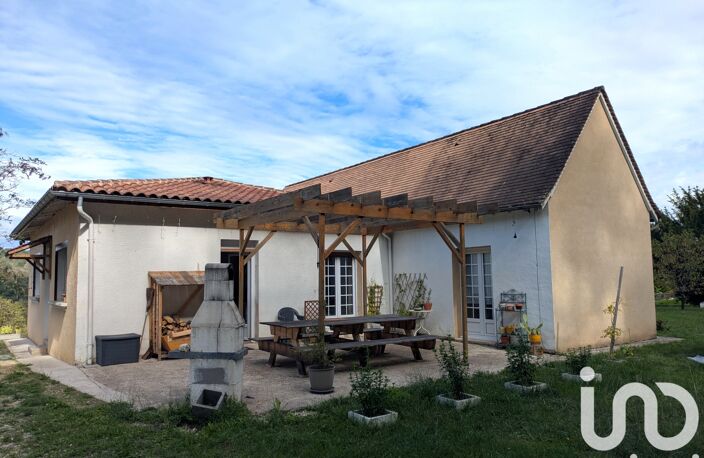 Vente Maison/villa 4 pièces — photo 2