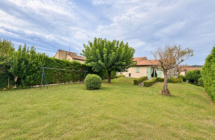 Idéalement située sur Saint-Vallier Sud !!! Maison type 4 de 90m2 env. avec garage de 50m² et terrain de 650m² — photo 3