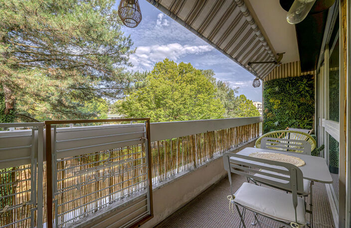 CHAMBÉRY ,T4 lumineux avec garage, ascenseur. — photo 2