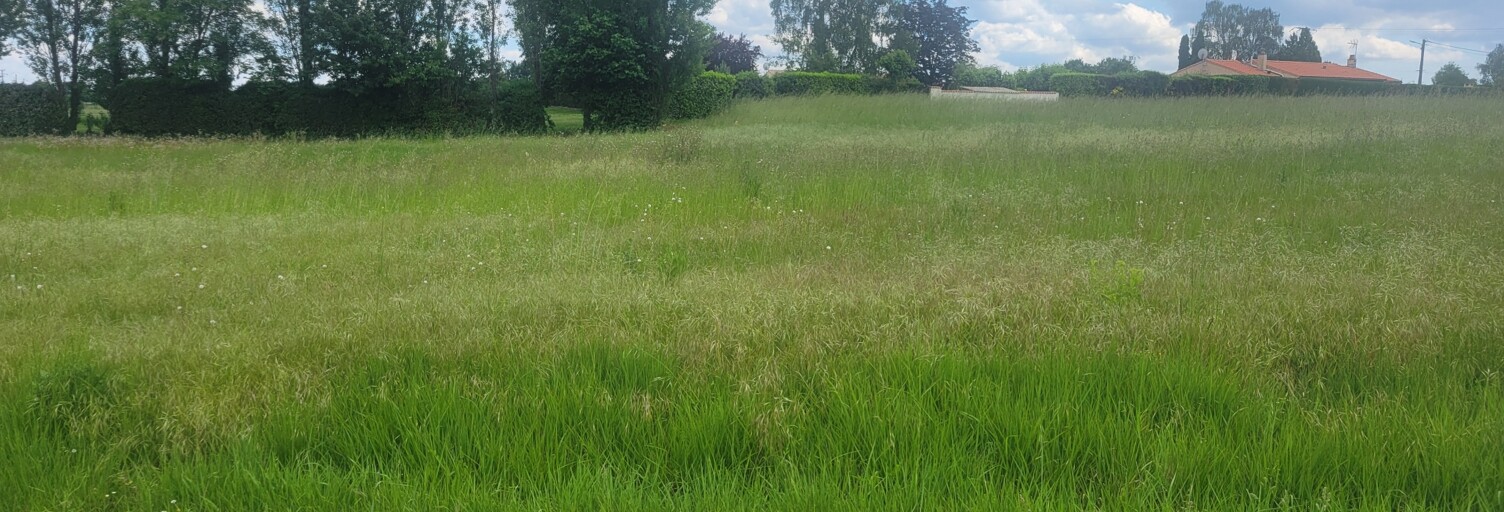 Terrain  1520 m² à vendre à Varzay (17460)
