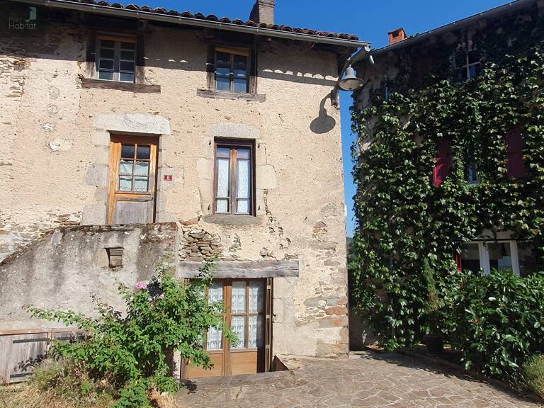 Maison place de l'Eglise — photo 1