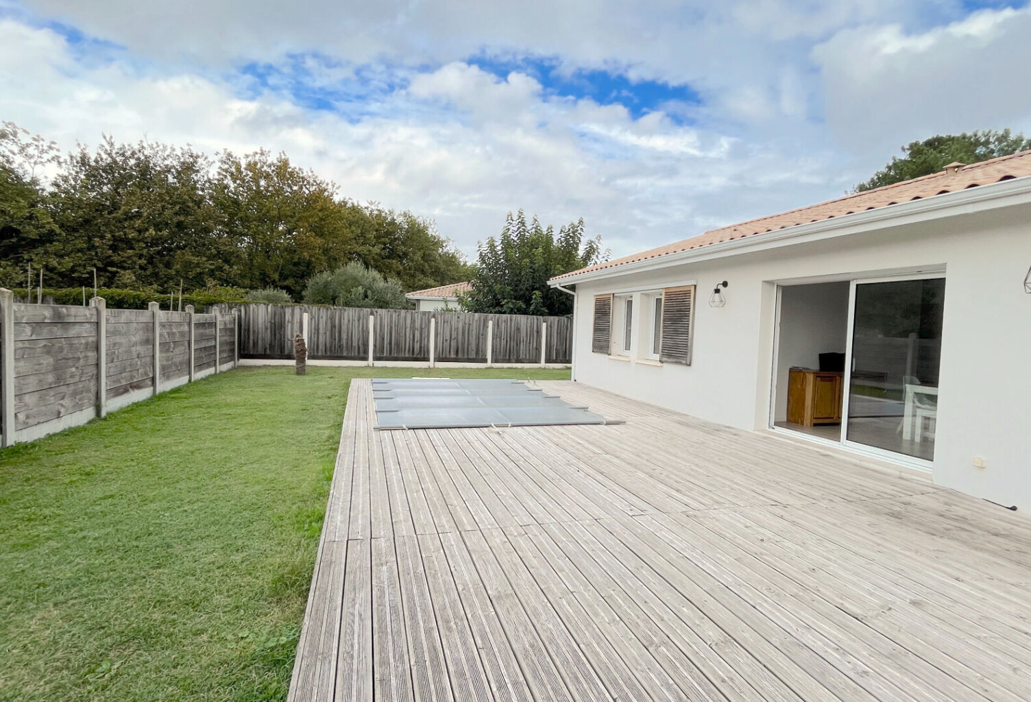 A LOUER MAISON MEUBLEE DE TYPE 4 AVEC JARDIN ET PISCINE - LEGE CAP FERRET — photo 1