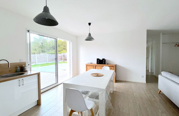 A LOUER MAISON MEUBLEE DE TYPE 4 AVEC JARDIN ET PISCINE - LEGE CAP FERRET — photo 3