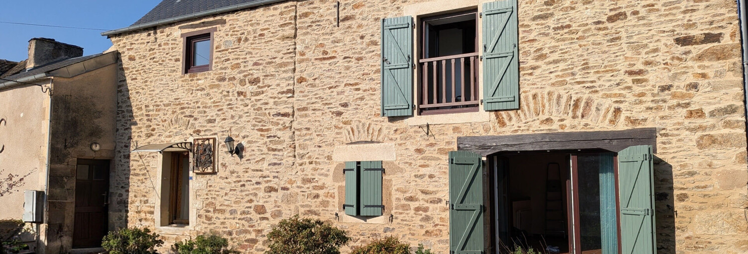 Maison 5 Pièces 87 m² à louer à Manhac (12160)