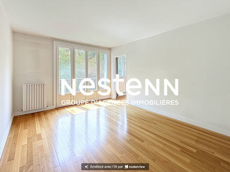 Appartement 4 Pièces  3 Chambres aux Lessivas avec ascenseur - 69500 BRON — photo 1