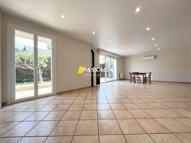 Maison LAISSAC - 4 pièce(s) - 103.87 m² de plain pied - Terrain 380 m² — photo 1