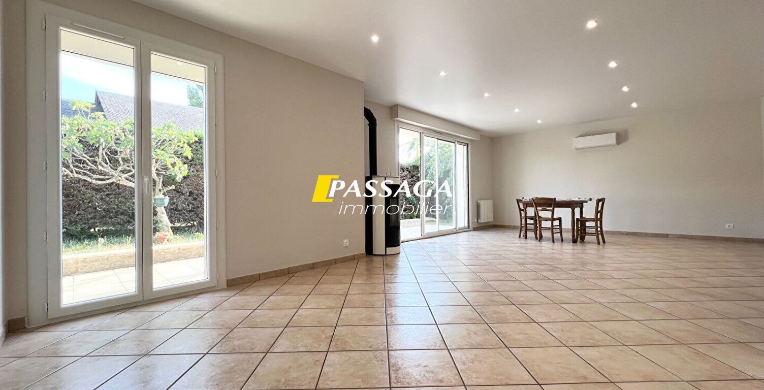 Maison LAISSAC - 4 pièce(s) - 103.87 m² de plain pied - Terrain 380 m² — photo 1
