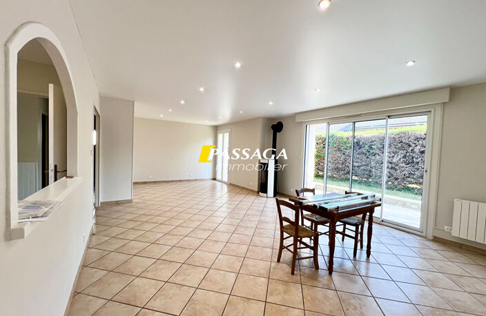 Maison LAISSAC - 4 pièce(s) - 103.87 m² de plain pied - Terrain 380 m² — photo 3