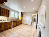 Maison LAISSAC - 4 pièce(s) - 103.87 m² de plain pied - Terrain 380 m² — photo 4