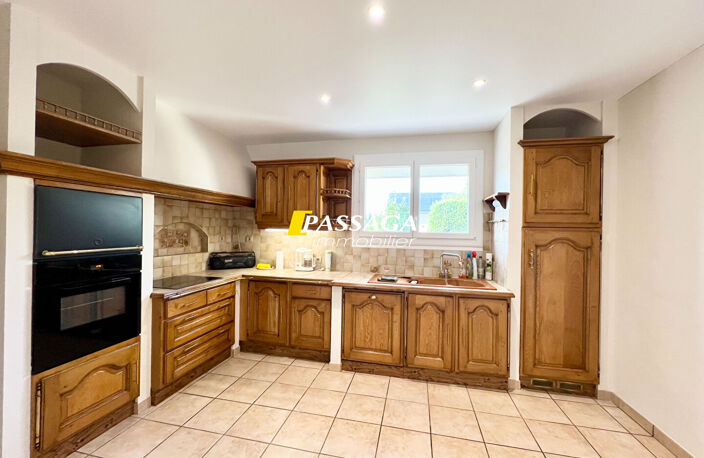 Maison LAISSAC - 4 pièce(s) - 103.87 m² de plain pied - Terrain 380 m² — photo 5