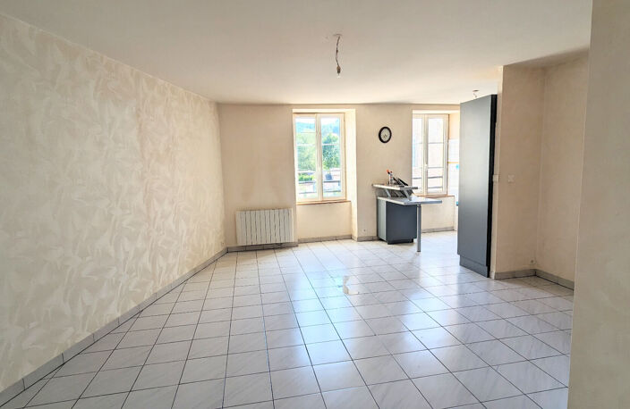 Appartement St GENIEZ d'OLT - 3 pièce(s) - 68.35m² - Cave et parking privatif — photo 3