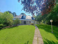 VILLA AVEC GRAND PARC ET PISCINE, SECTEUR EST — photo 3