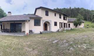 Maison 9 Pièces 400 m² à vendre à La Brigue (06430)
