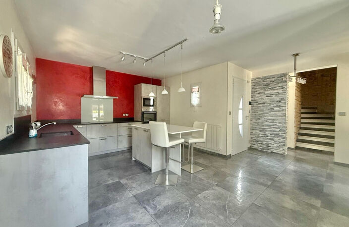 Villa T4 avec studio et piscine — photo 2