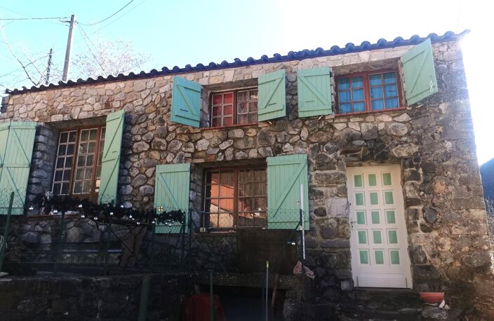 Maison de Hameau  sitiée sur la commune Le  Mas  avec  une terrasse — photo 4