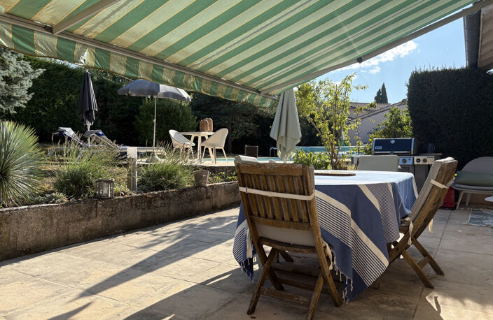 CHASSELAY   MAISON FAMILIALE 4 CHAMBRES AVEC PISCINE   CALME — photo 4