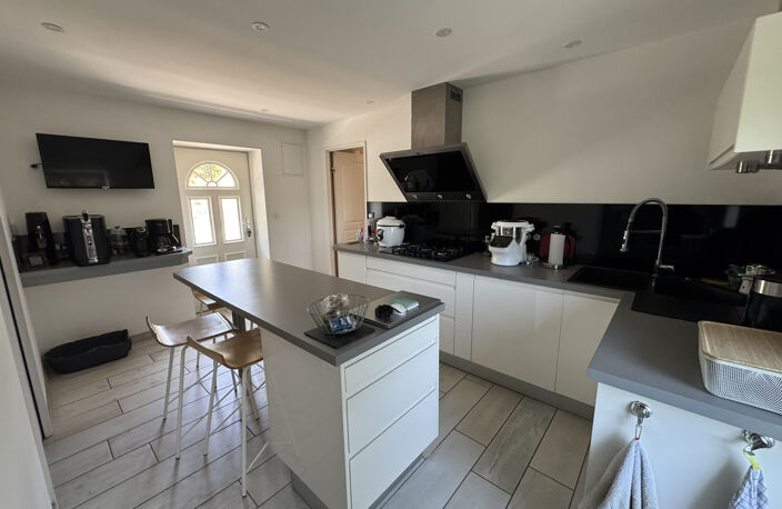 EXCLUSIVITÉ   Authentique maison en pierre à fort potentiel — photo 5