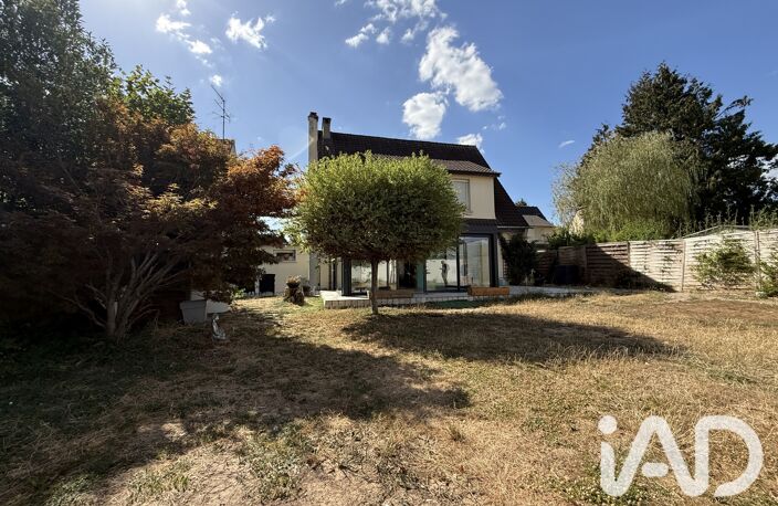 Vente Maison/villa 8 pièces — photo 2