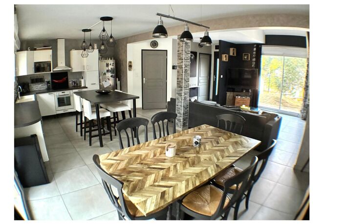 Maison bâtie en 2013, vie de plain pied, DPE B — photo 3