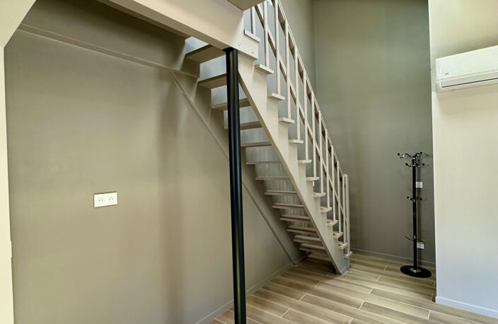 MAISON ENTIEREMENT RÉNOVÉE AU PRIX DE 354 000 EUR HAI — photo 5