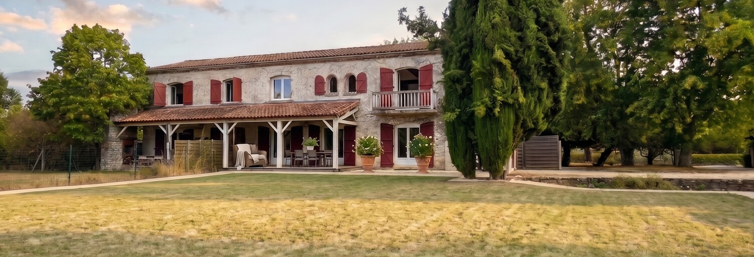 Maison 12 Pièces 400 m² à vendre à Jarnac (16200)