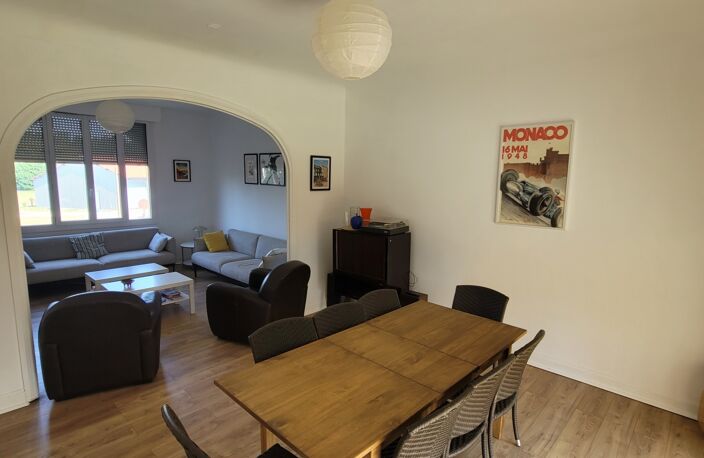 Vente Maison/villa 5 pièces — photo 2
