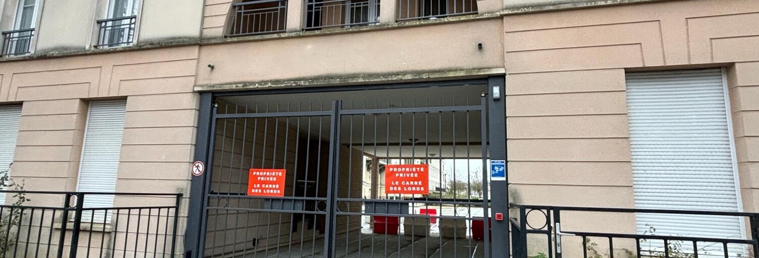 Garage  12 m² à vendre à Serris (77700)