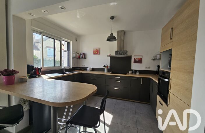 Vente Maison/villa 5 pièces — photo 2