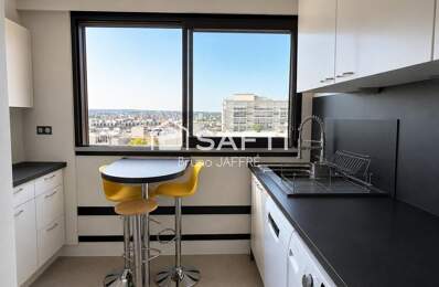 Paris 15 - 106 m²- 4 CH, terrasse 15 m², accès handicapé, cave et parking — photo du bien