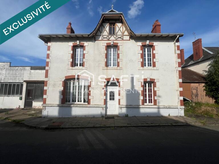 Maison de caractère avec sous sol et grande dépendance — photo 1