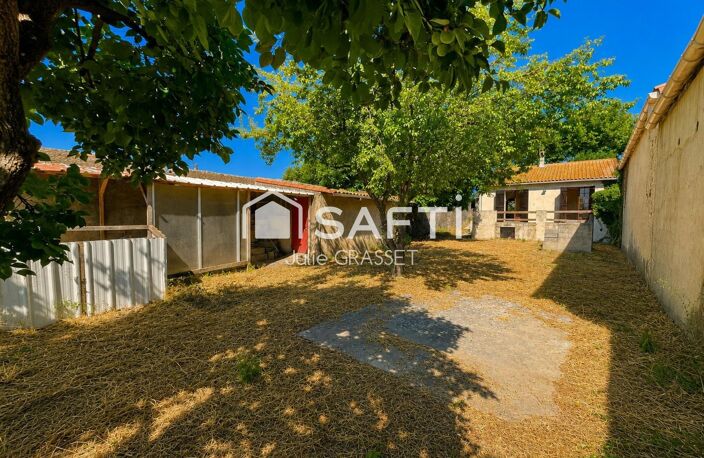 Maison de plain pied sur un grand terrain dans un environnement calme — photo 5